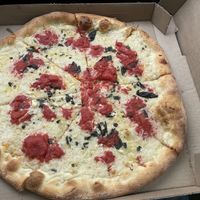 Large margherita pizza  at Ruffino's Italian Kitchen & Pizzeria in Zionsville