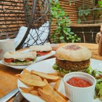 Demasiado rico los sándwich 🤤 y toda la comiditaaaa at CactusBerry in Santiago