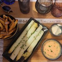 Fresh asparagus with vegan sauce at Restaurant Aal Eechternoach in Echternach