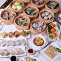 We have lots of beautiful and delicious vegan options for you to try! at Deluxe Veggie 尚齋 in Hong Kong Island