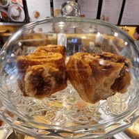 Cinnamon rolls at Oats Day Long in Ghent