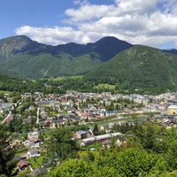 View of Bad Ischl from the outside seating area / terrace. at Gasthaus Siriuskogl in Bad Ischl