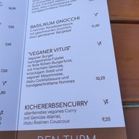 Main courses (V+ means vegan) at Gasthaus Siriuskogl in Bad Ischl