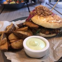 Džekfrūta burgeris at Kozy Eats  in Riga