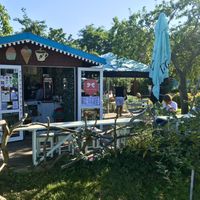 Cute little bar with garden and view on the lagoon  at Mikė ir Vanilė in Juodkrante