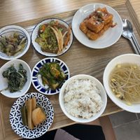 Set meal - changing though   at Bab Full Ggot 밥풀꽃 in Seoul