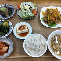 Fried mushrooms in the top right and that's eggplant in the top left. at Bab Full Ggot 밥풀꽃 in Seoul