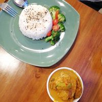 Curry fish rice at SoFood 尚素 in Northeast Singapore