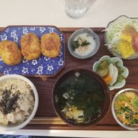 Croquette teishoku at Gohan Miyachi Nou Nou in Tokyo