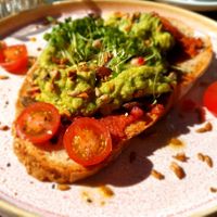 Avocado-Stulle at Albatros in Hamburg