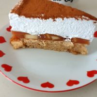 Apfel-Zimt-Torte vegan at Albatros in Hamburg