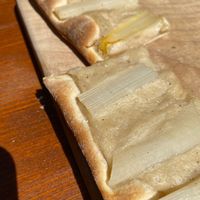 Veganer Spargel Flammkuchen  at Weingut Vogel in Vogtsburg