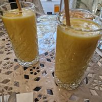 Mangolassi mit Kokosmilch at Maison Sukoon in Paris