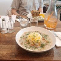 Blanquette végétale et la fameuse tourte (sorte de meat pie) at Maison Sukoon in Paris