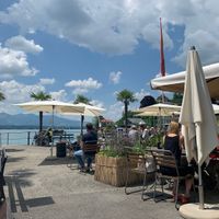 Very nice Terrace at Pier 17 in Oberhofen