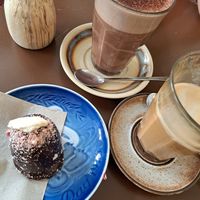 Hot chocolate, Chai and a small cake at Cafe Harepus in Aarhus