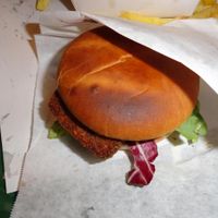 Risotto burger at Royal Frituur in Bruges