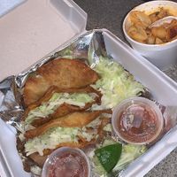 Jackfruit tacos & Mac n cheese at Topknotch Vegan Vittles in Independence