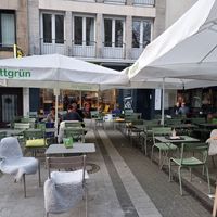 spacious front terrace at Sattgrün - Neumarkt in Cologne