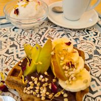 Mini waffle and ice cream at Zer0 in Manacor