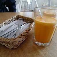 Carrot, orange, apple, ginger juice at Zer0 in Manacor