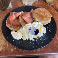 Vegan pancakes met vegan bacon   at Lilith Coffee in Rotterdam