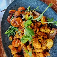 Sourdough, tofu scramble, tomatoes at Lilith Coffee in Rotterdam