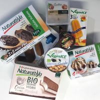 Vegan ice creams at Amor Bio in Pontedera