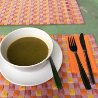 Spinach soup at Sabor Superior in Alges