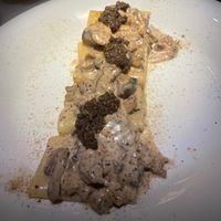 PACCHERI FUNGHI E SALSICCIA E TARTUFO - mushrooms. truffle, and veggie sausage at Choose in Madrid