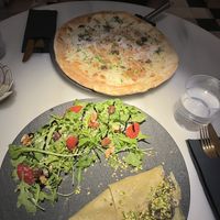 Vegan crepe with chicken and mushroom   at Choose in Madrid