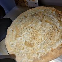 Gorgopear pizza at Choose in Madrid