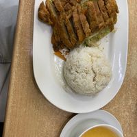 Insgesamt fünf verschiedene vegane Gerichte, hier die Ente!  at Asia Luong in Hannover