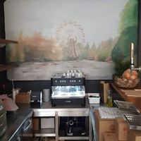 Painting at Habitat in Leiria