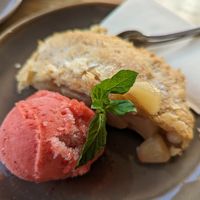 Apfelstrudel mit Erdbeer Sorbet at Bene Kaffee & Laden in Sonthofen