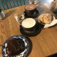 Cinnamon roll, chocolate cake, chai tea and hot chocolate @ Au Contraire, Freiburg at au contraire in Freiburg