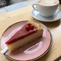 Strawberry cheesecake   at OM NOM NOM CAFÉ in Munich