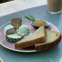Cheese platter  at OM NOM NOM CAFÉ in Munich