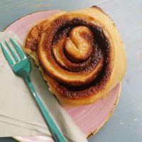 Cinnamon Roll at OM NOM NOM CAFÉ in Munich