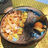 Stellar smoothie bowl at Joshua Tree Cafe in Athens