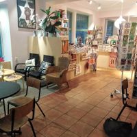  at Sammakon Kirjakauppa & Kahvihuone in Turku