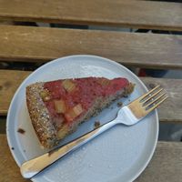 Rhubarb poppy-seed cake at NUZ in Linz