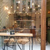 The window at Luau Poke in Turin