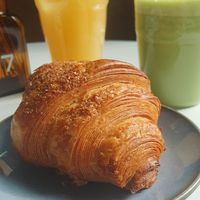 Croissant at Roots - Maschinenstraße in Zurich