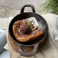 French toast  at Universal Bakes and Cafe in Tokyo