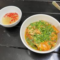 Tofu with Tomato Sauce and fresh pressed Lime-Chili-Sauce - for free  at Katze Vegan & Vegetarian  in Hanoi