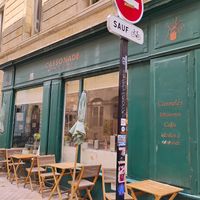 Outside seating at Cassonade Cannelés & Spécialités in Bordeaux
