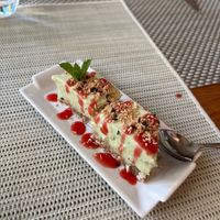 Raw lime “cheesecake” at Yogi Booster in Lausanne