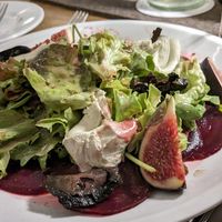 Salad with beetroot carpaccio and figs at STEG 32 in Herrsching Am Ammersee