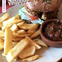 Veganer Burger  at Tapa Restaurant Empanada  in Heppenheim